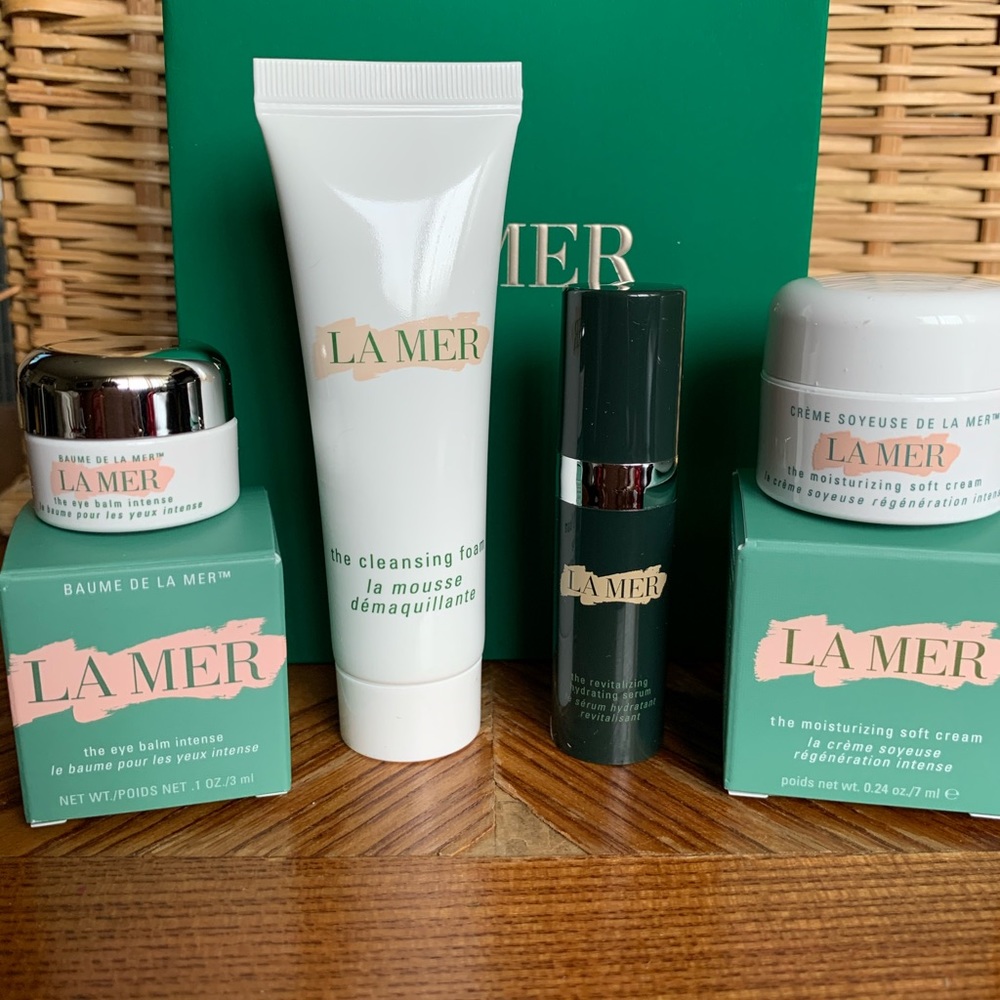 LaMer 4pc minis  plus bag
